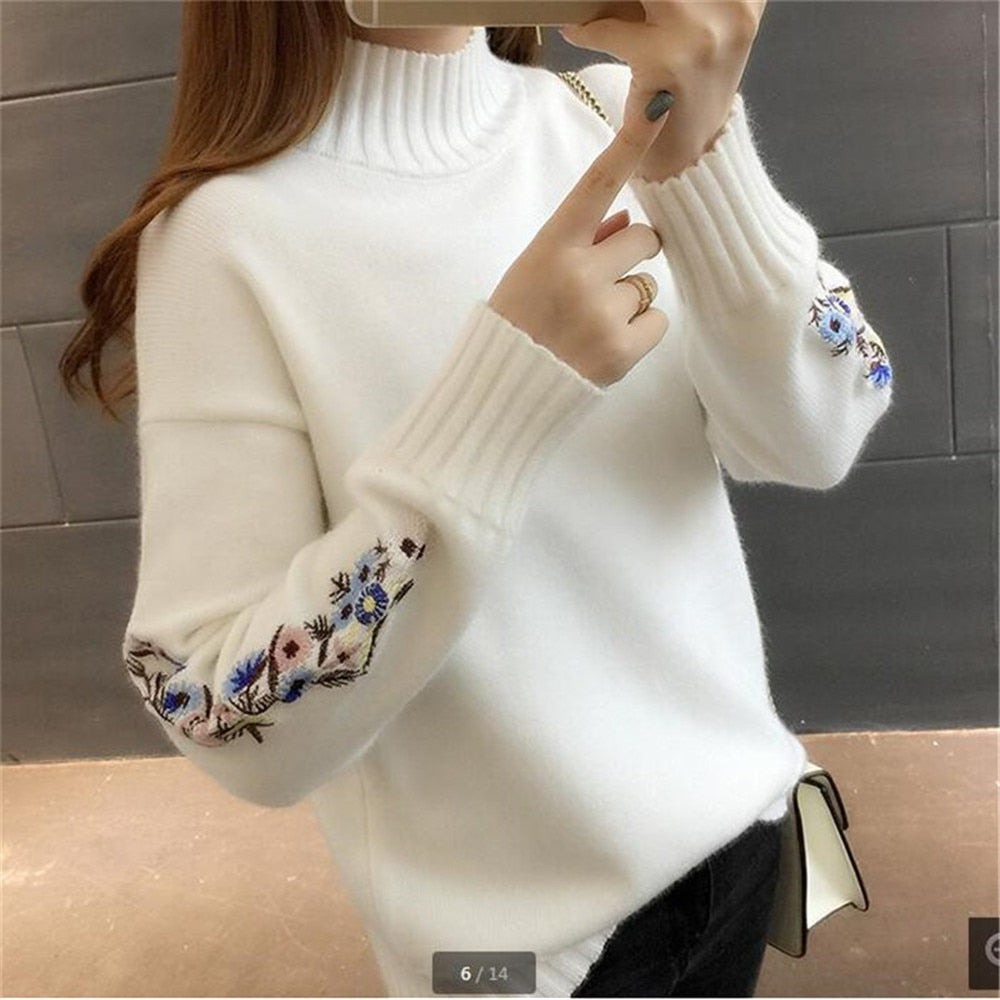 Embroidered Knitted pullover